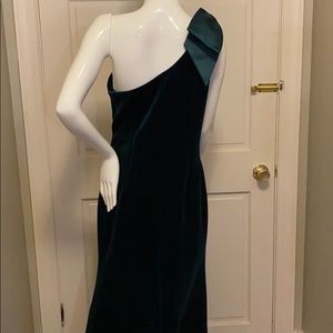 Eliza J Dresses - Velvet emerald evening gown Eliza J Dresses - Velvet emerald evening gown